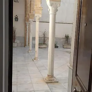 https://casa-palacio-arcos-del-carmen.es-andalucia.com