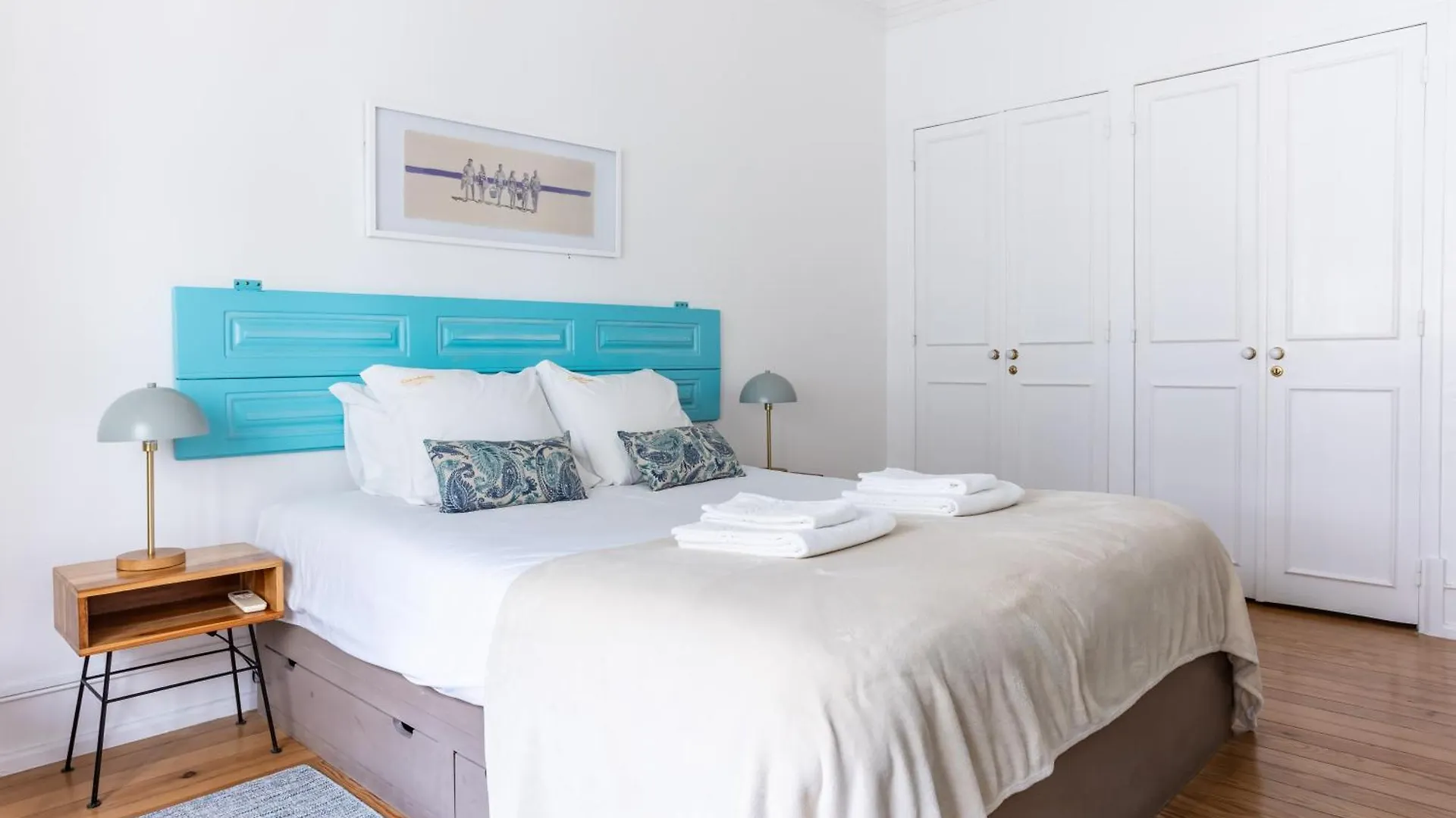 140m² 4 slaapkamer, 2 privé badkamer Appartement in Sao Joao de Deus Lissabon