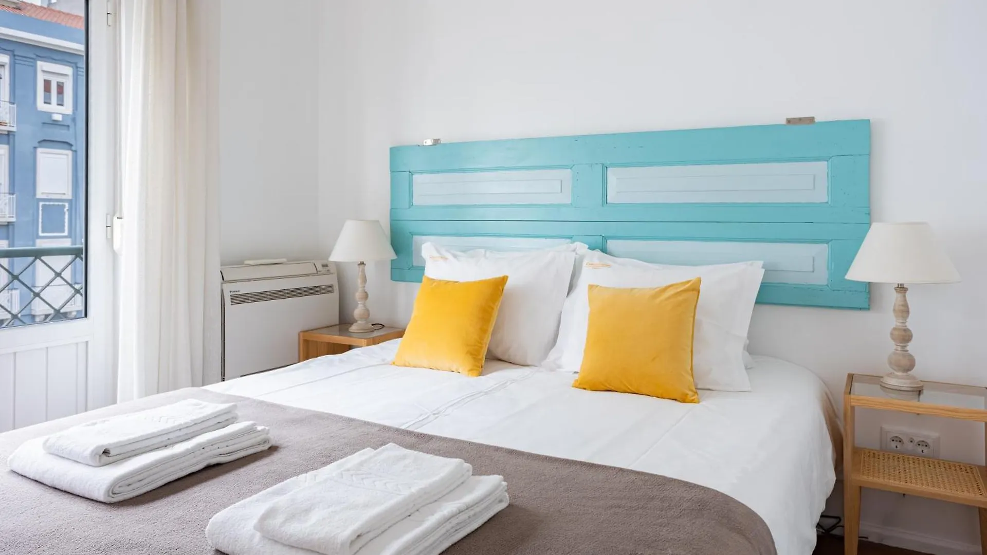 140m² 4 slaapkamer, 2 privé badkamer Appartement in Sao Joao de Deus Lissabon