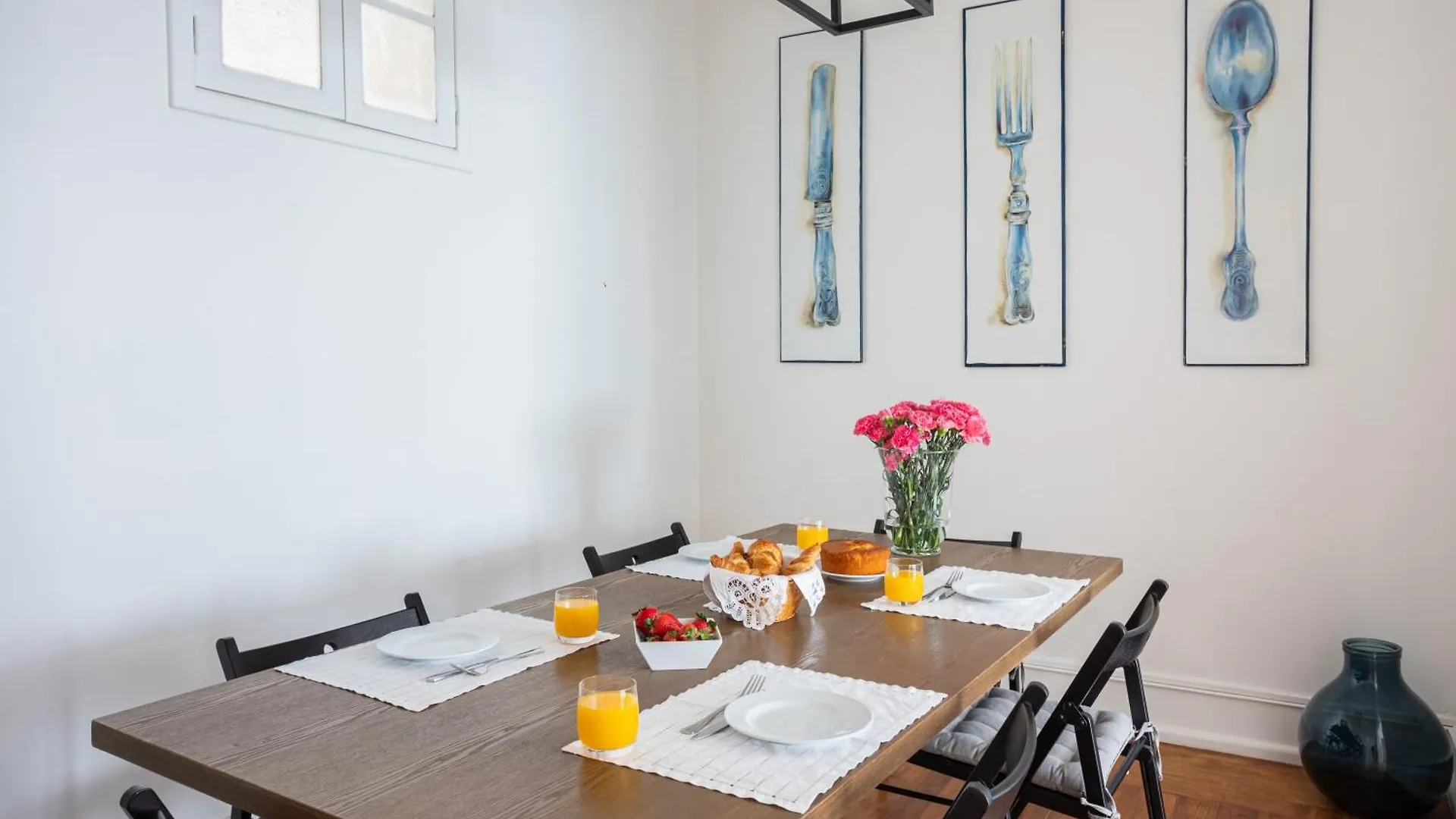 140m² 4 slaapkamer, 2 privé badkamer Appartement in Sao Joao de Deus Lissabon